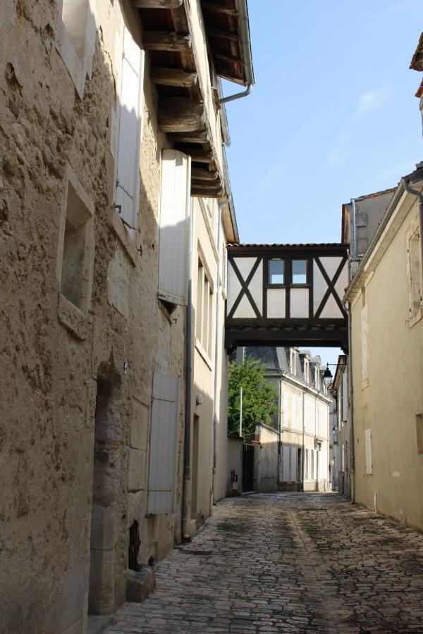 ibis Budget Cognac Châteaubernard Buitenkant foto